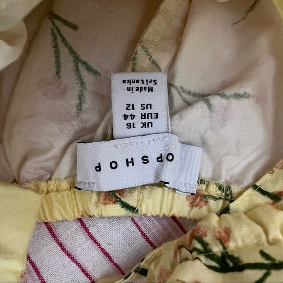 Topshop poplin sundress with gathered dress in yellow ditsy print size 12 - Picture 4 of 5